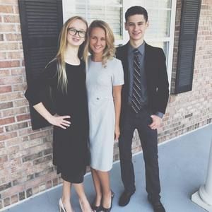 Meet your Posher, Katelyn